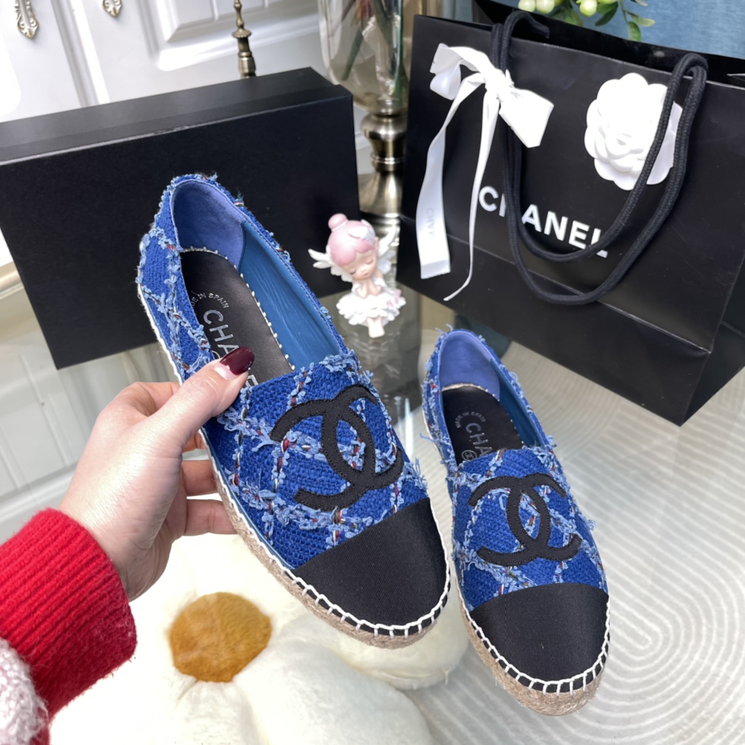Chanel sz35-40 240